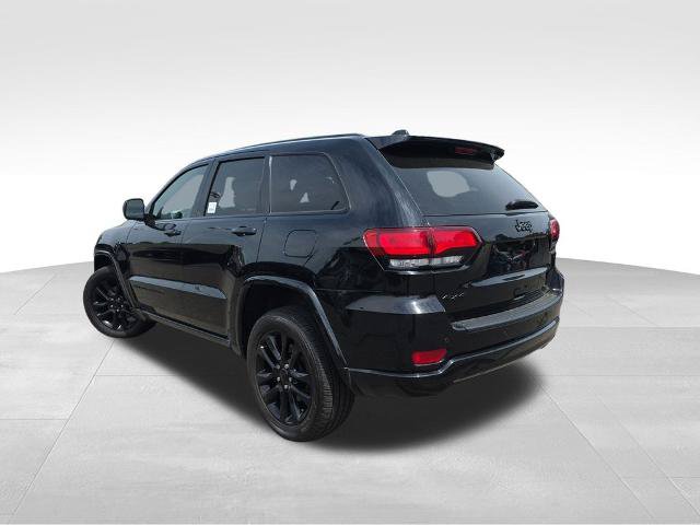 Used 2022 Jeep Grand Cherokee Laredo X AWD/4WD image 7