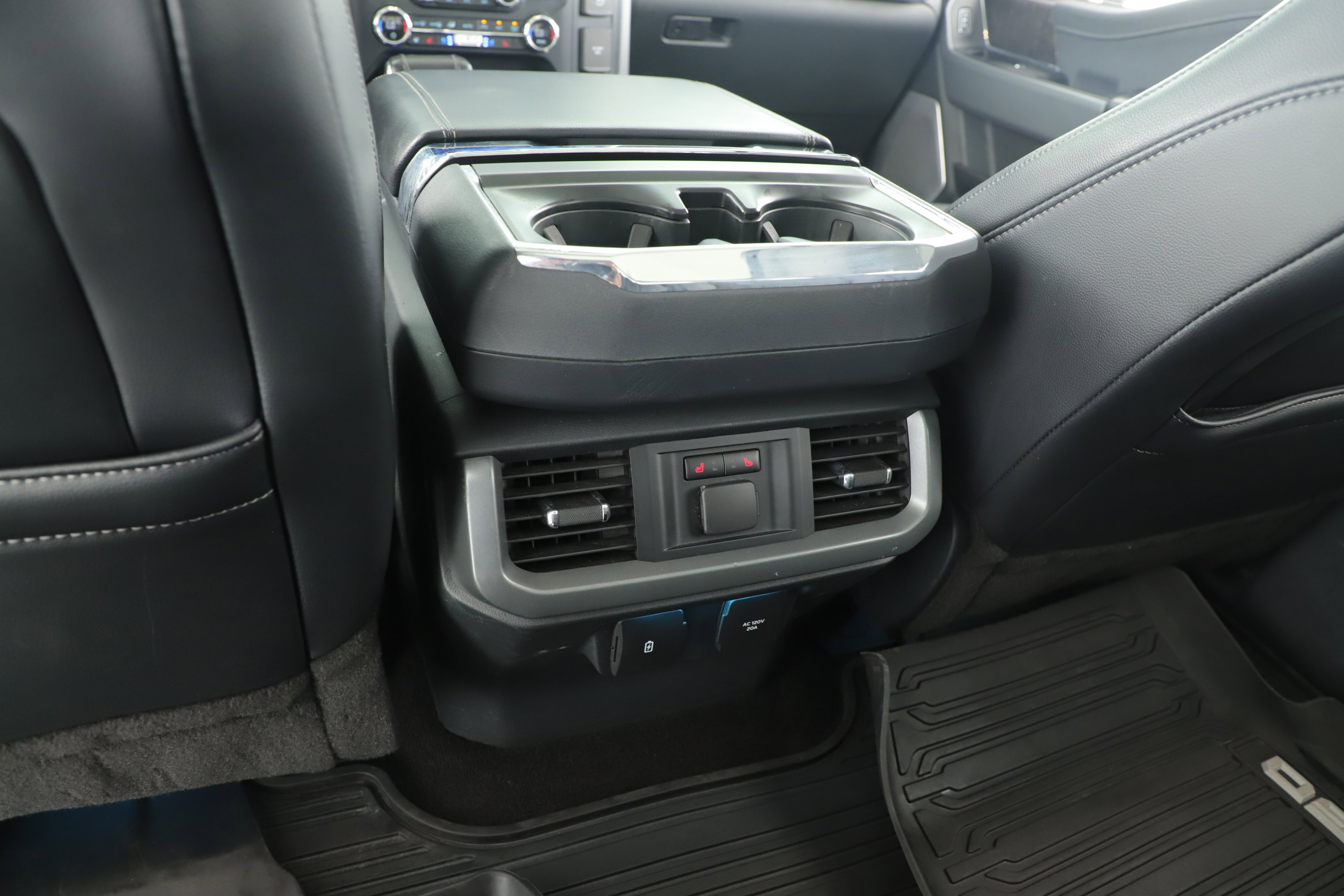 Certified 2021 Ford F150 Lariat w/ Equipment Group 502A High image 26