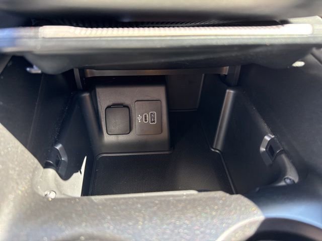 Certified 2025 Ford Explorer ST-Line w/ ST-Line Street Pack image 30