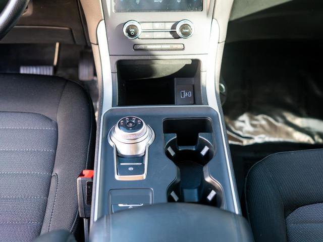 Certified 2024 Ford Edge SE w/ Black Appearance Package image 21