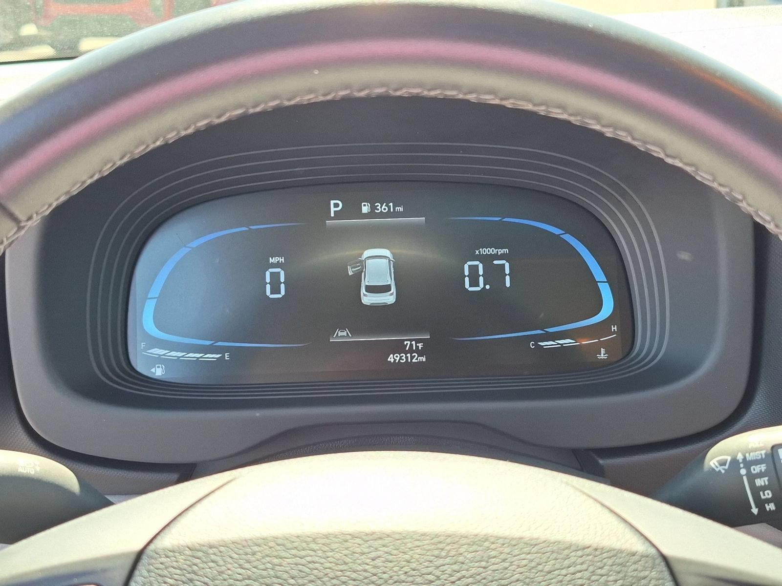Used 2025 Hyundai Venue SEL FWD image 18