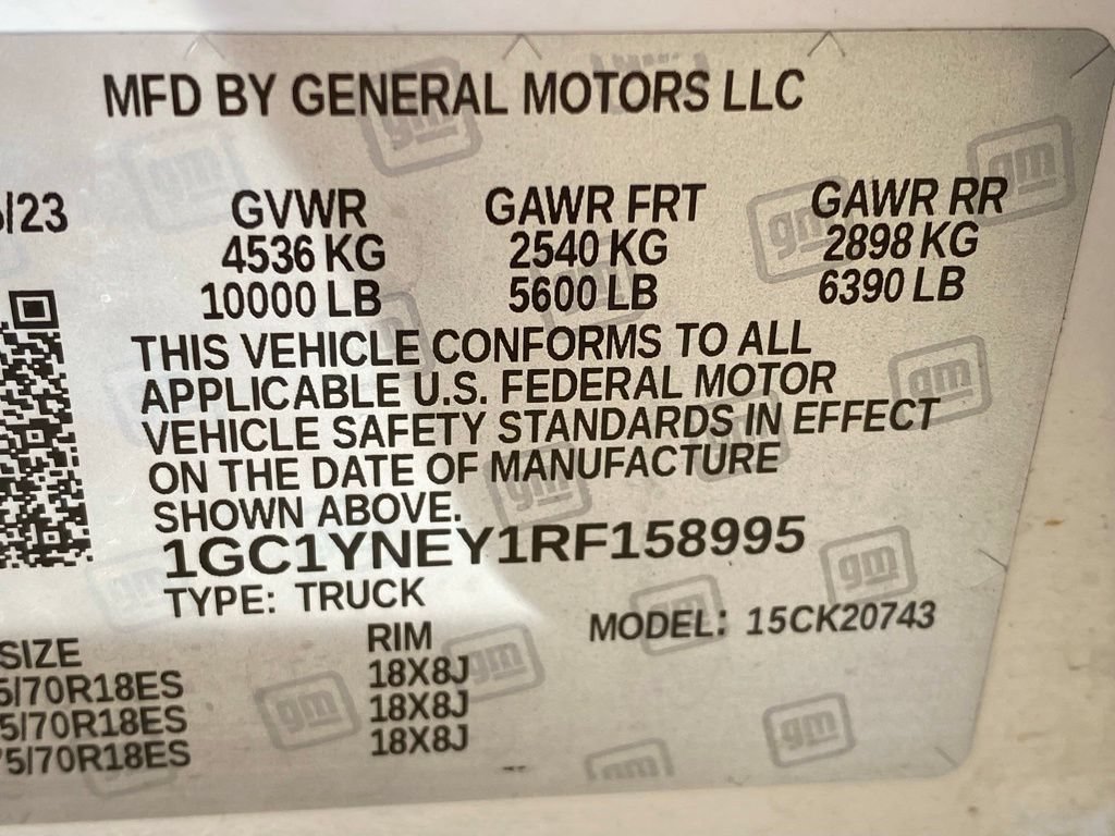 Used 2024 Chevrolet Silverado 2500 LT AWD/4WD image 32