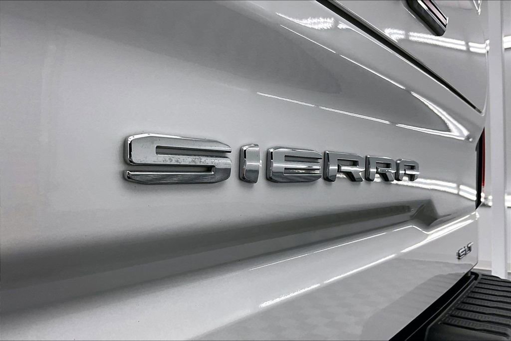 Used 2024 GMC Sierra 1500 SLT w/ SLT Premium Plus Package image 10
