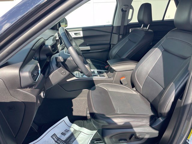 Certified 2023 Ford Explorer Limited w/ Equipment Group 301A RWD image 16
