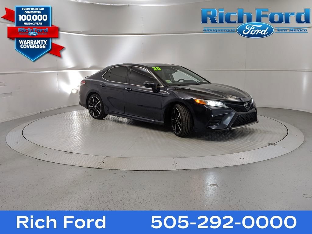 Used 2020 Toyota Camry XSE image 1