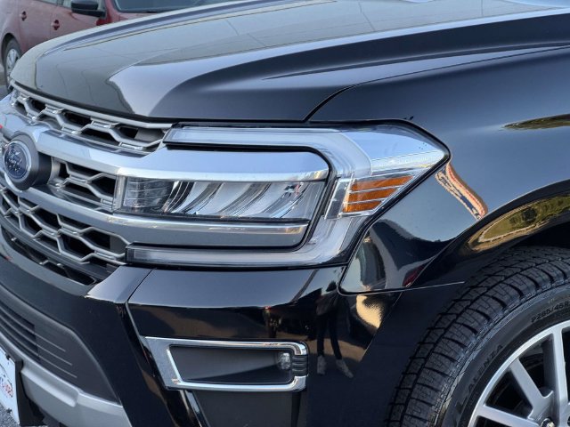 Certified 2023 Ford Expedition Platinum AWD/4WD image 19