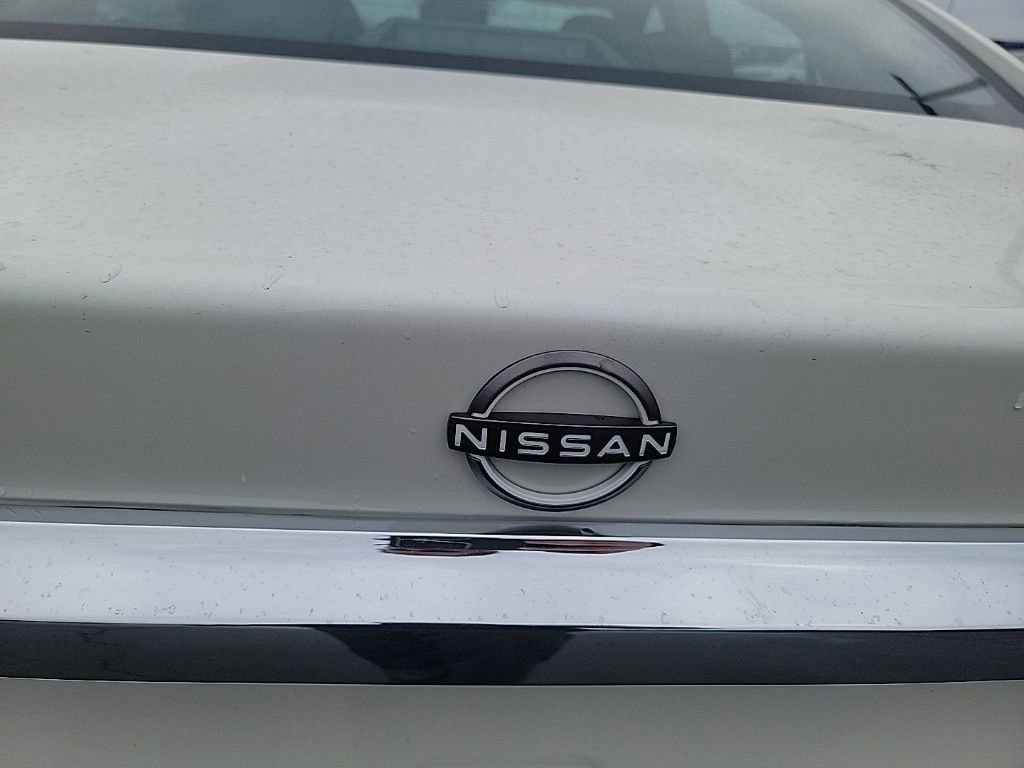 Used 2023 Nissan Maxima SV w/ Floor Mat Group image 6