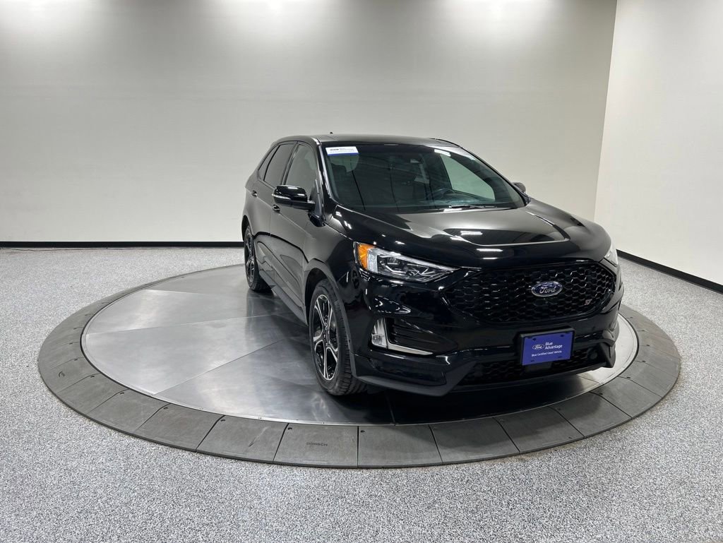 Certified 2019 Ford Edge ST w/ Equipment Group 401A AWD/4WD image 6