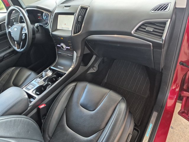 Certified 2020 Ford Edge Titanium FWD image 36