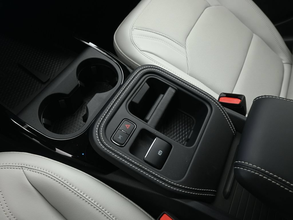 Certified 2025 Ford Mustang Mach-E Premium RWD image 18
