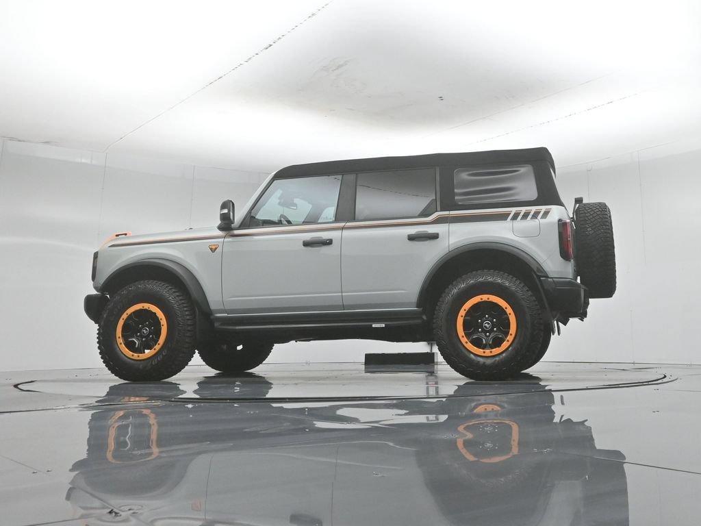 Certified 2023 Ford Bronco Badlands w/ Sasquatch Package AWD/4WD image 52