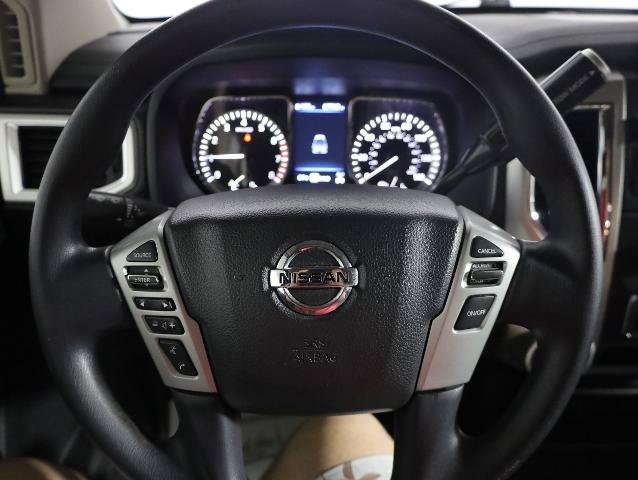Used 2019 Nissan Titan SV AWD/4WD image 17