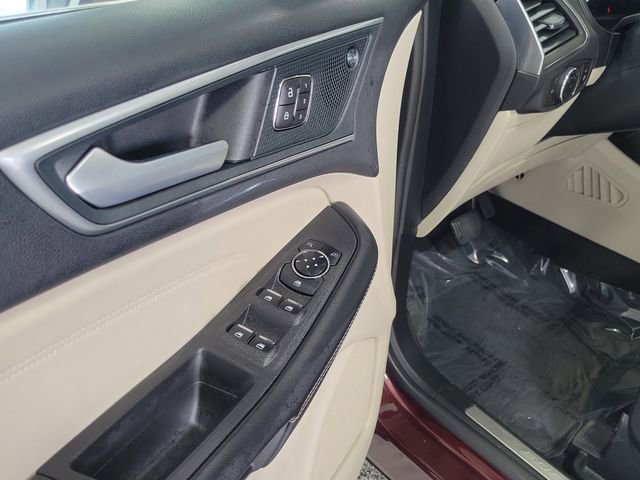Certified 2024 Ford Edge Titanium AWD/4WD image 7