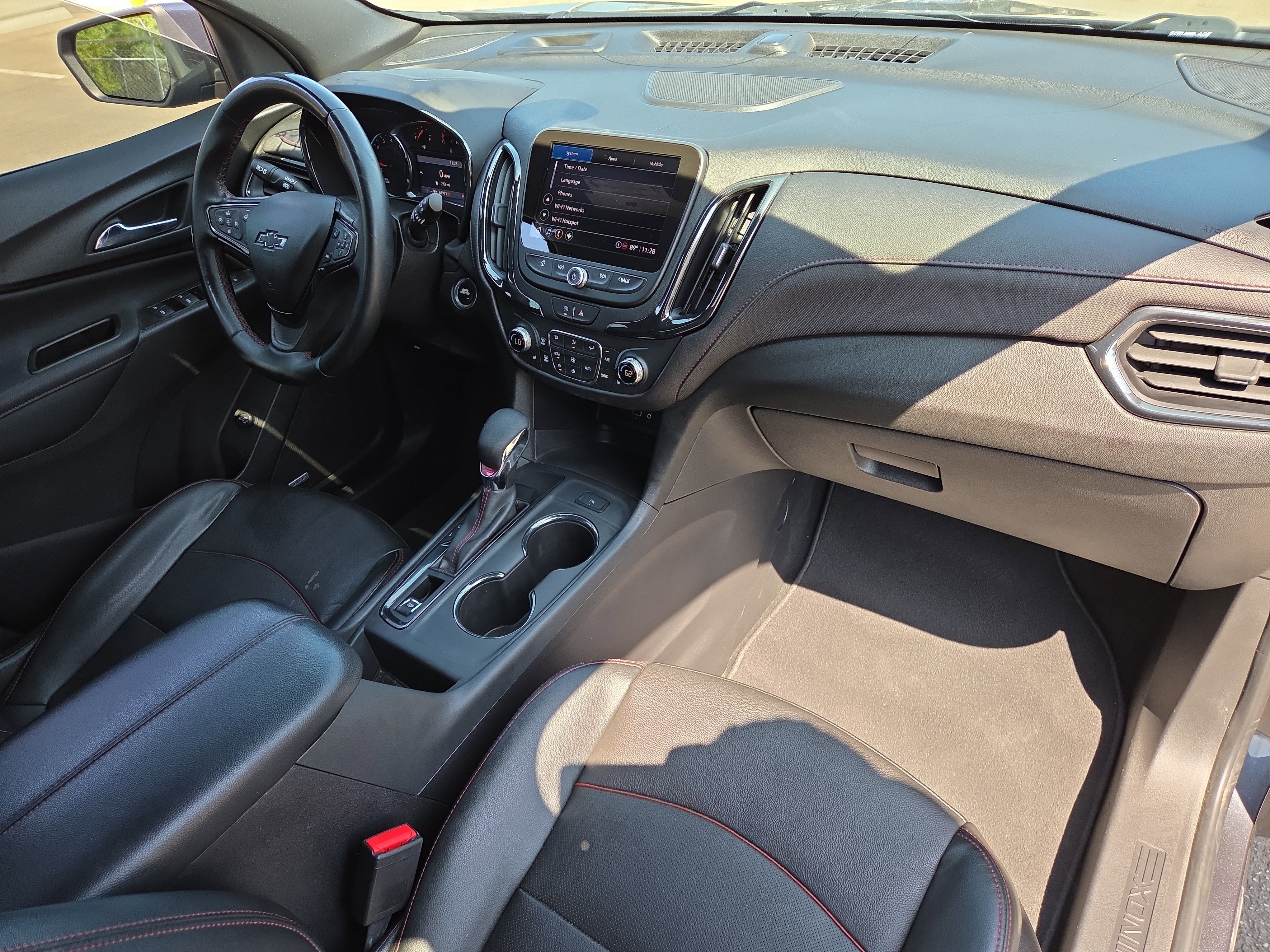 Used 2023 Chevrolet Equinox RS w/ RS Leather Package FWD image 16