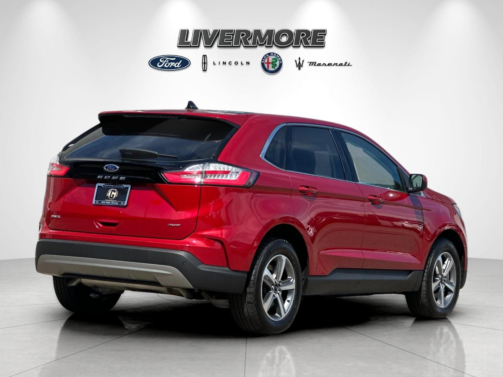 Certified 2024 Ford Edge SEL w/ Convenience Package AWD/4WD image 3