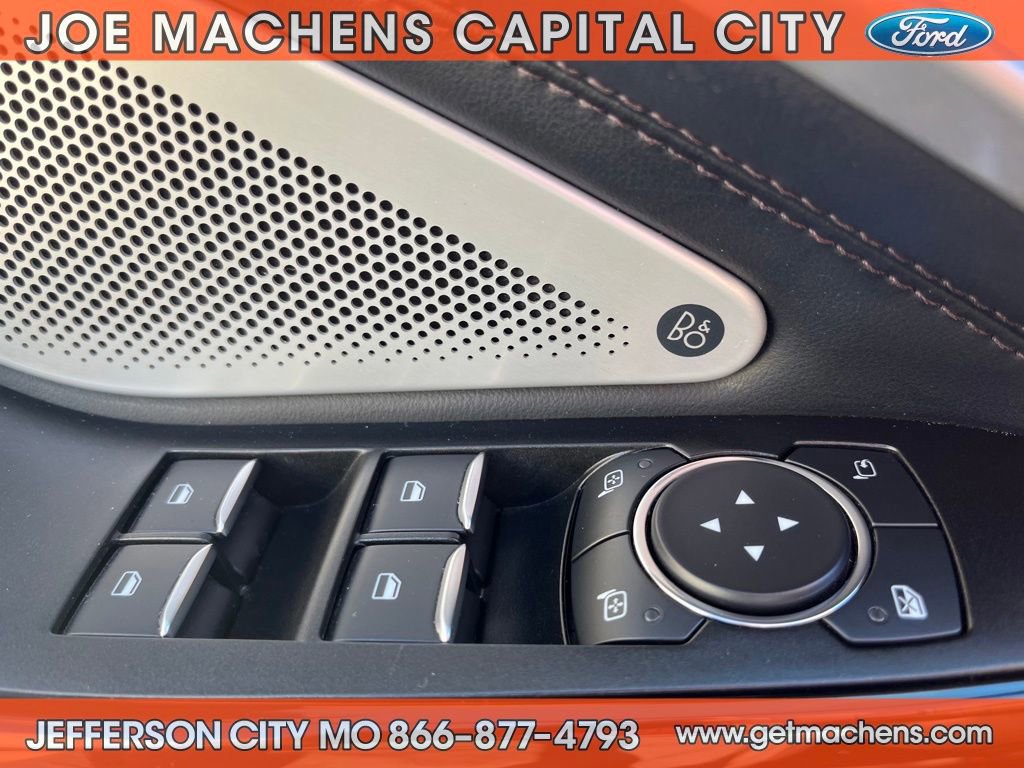 Certified 2022 Ford Explorer Platinum w/ Equipment Group 601A image 21