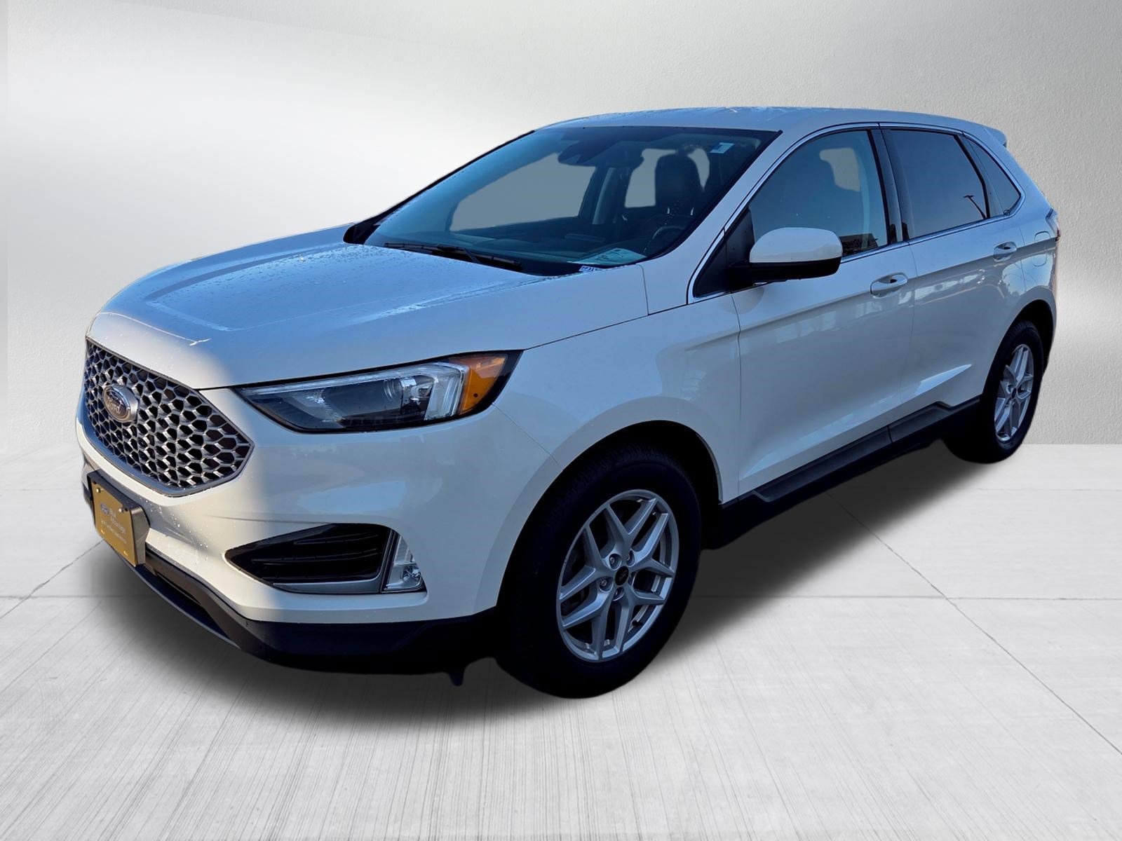 Certified 2024 Ford Edge SEL w/ Convenience Package AWD/4WD image 3