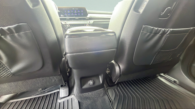 Used 2023 Kia Telluride EX X-Line AWD/4WD image 25