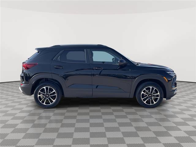 Used 2024 Chevrolet TrailBlazer LT AWD/4WD image 6