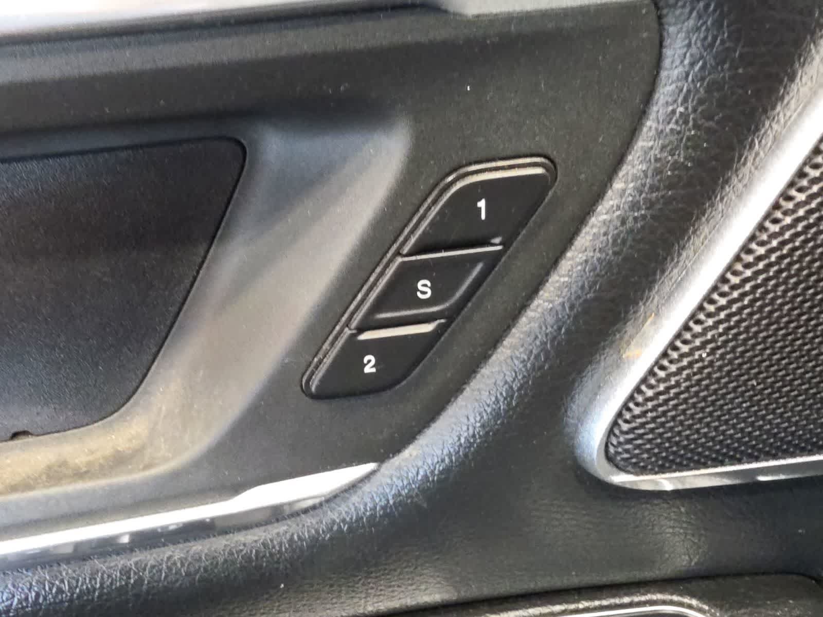 Used 2019 RAM 1500 Laramie AWD/4WD image 20