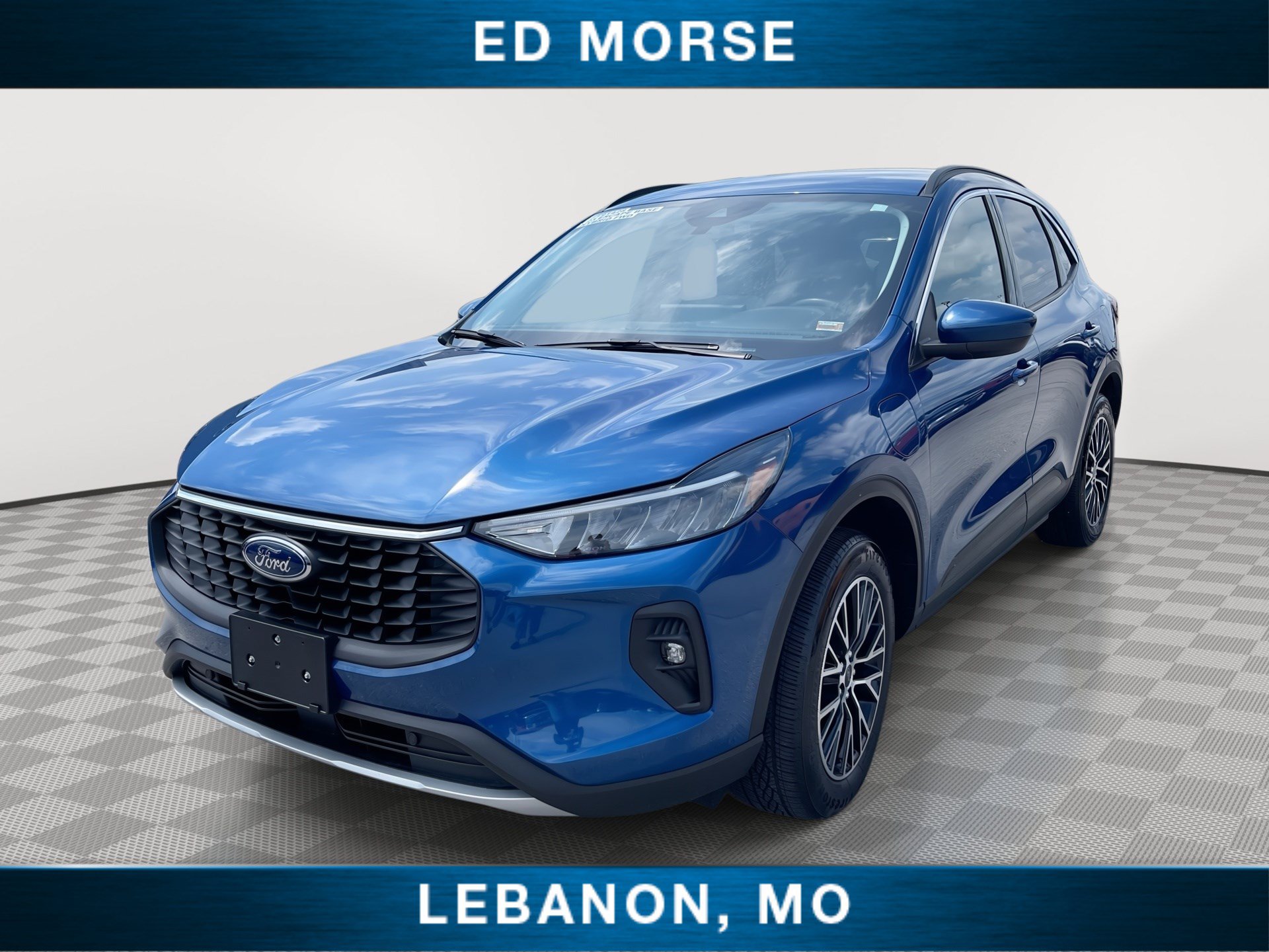 Certified 2023 Ford Escape SE FWD image 1