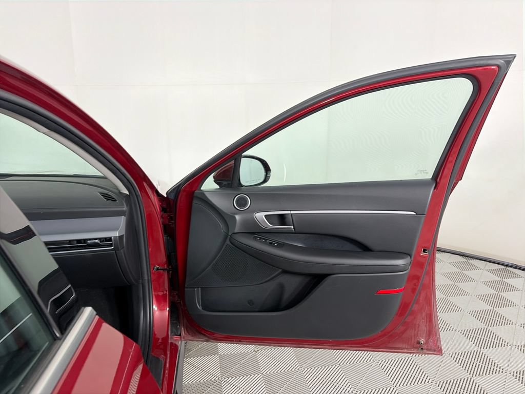 Used 2024 Hyundai Sonata SEL FWD image 29
