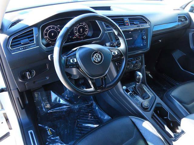 Used 2019 Volkswagen Tiguan SEL Premium image 9