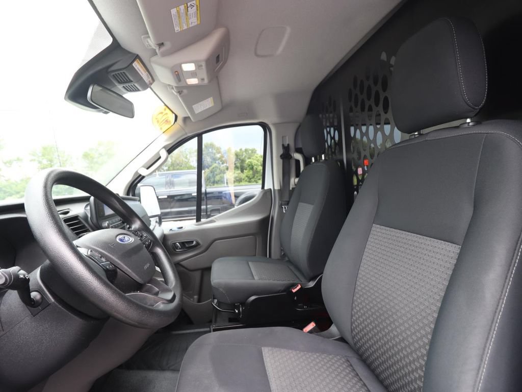 Certified 2025 Ford Transit 250 Low Roof w/ Exterior Upgrade Package RWD image 2