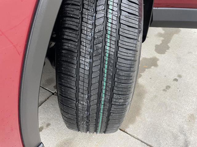 Used 2018 Toyota RAV4 Limited image 11