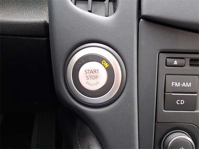 Used 2019 Nissan 370Z Roadster image 23