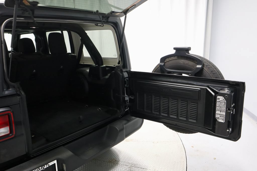 Used 2022 Jeep Wrangler Unlimited Sport AWD/4WD image 13