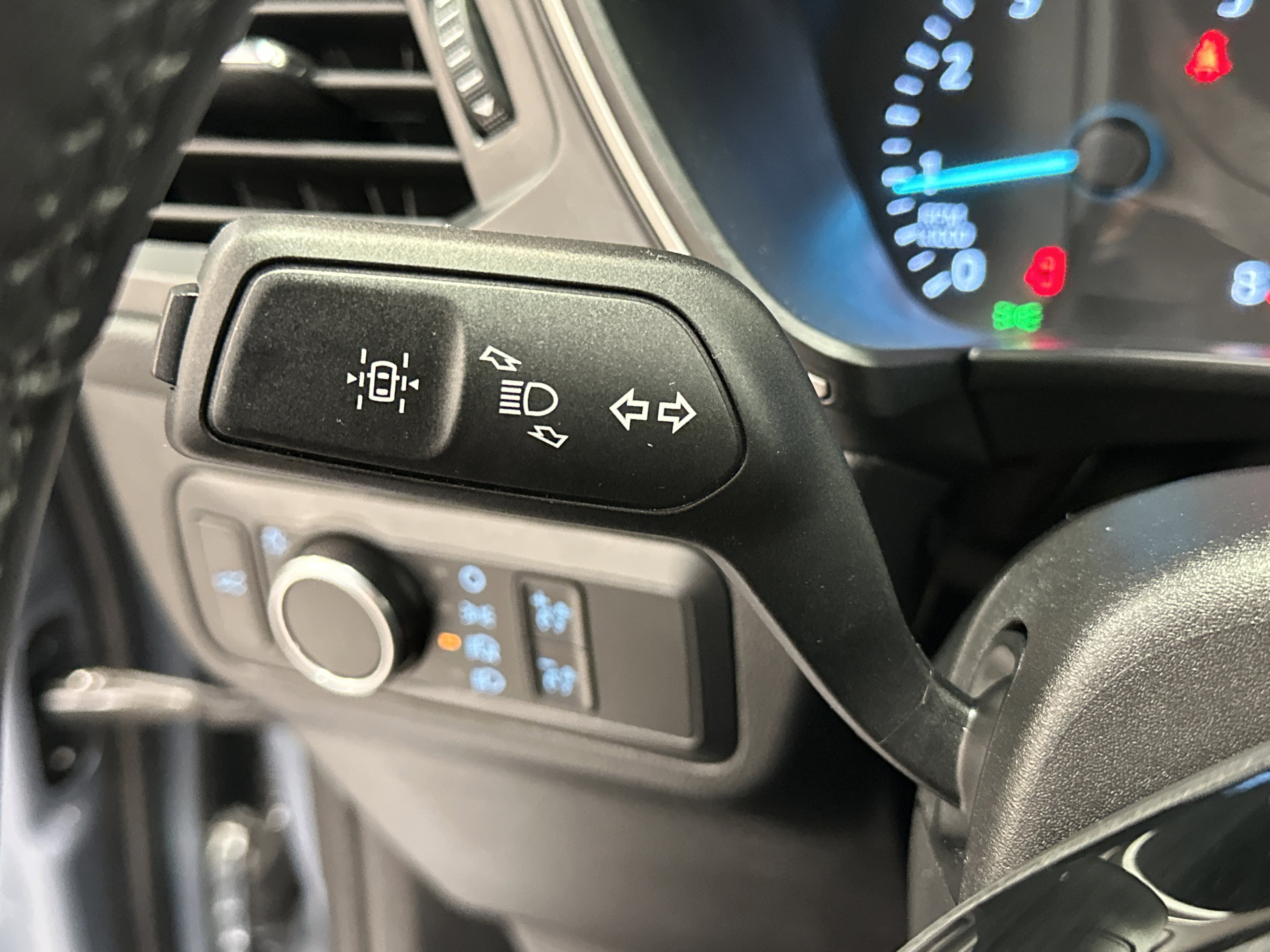 Certified 2022 Ford Escape SE w/ Convenience Package image 33