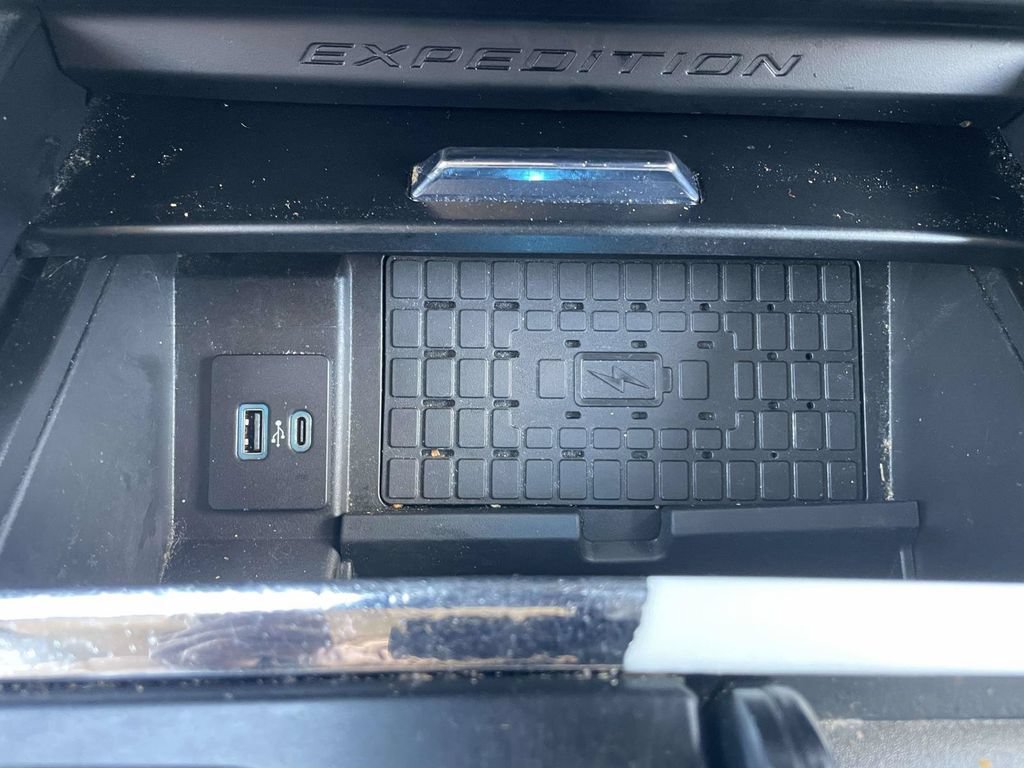 Certified 2023 Ford Expedition Max XLT RWD image 23