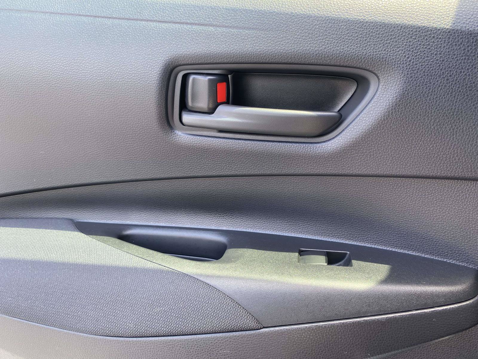 Used 2025 Toyota Corolla LE FWD image 14