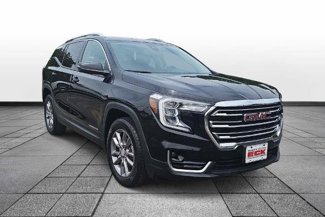 Used 2023 GMC Terrain SLT AWD/4WD image 3