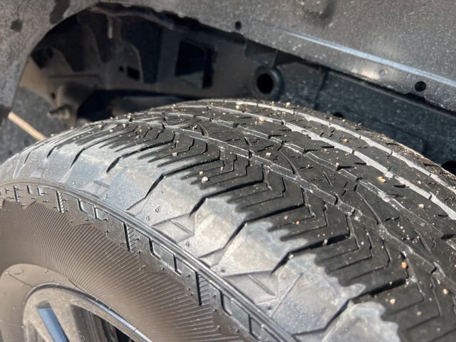 Certified 2025 Ford F150 Lariat w/ Equipment Group 502A High image 29