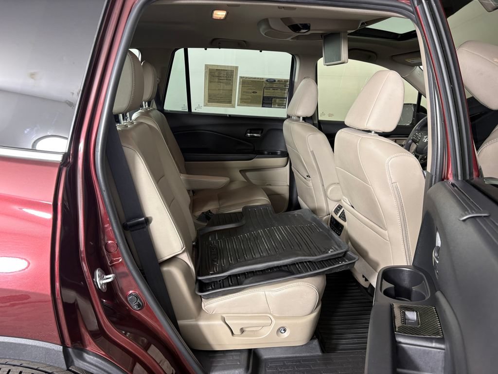 Used 2022 Honda Pilot Touring image 38