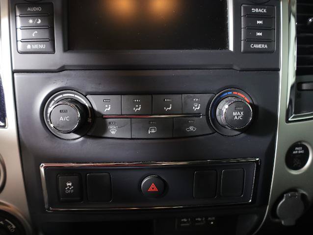 Used 2019 Nissan Titan SV AWD/4WD image 24