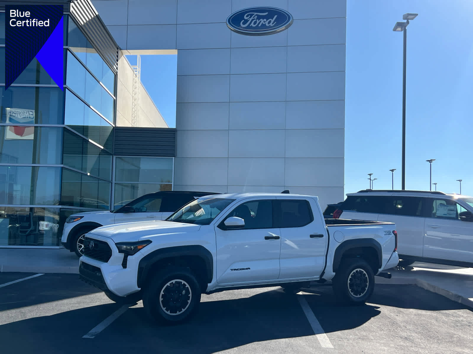 Used 2024 Toyota Tacoma TRD Off-Road image 1