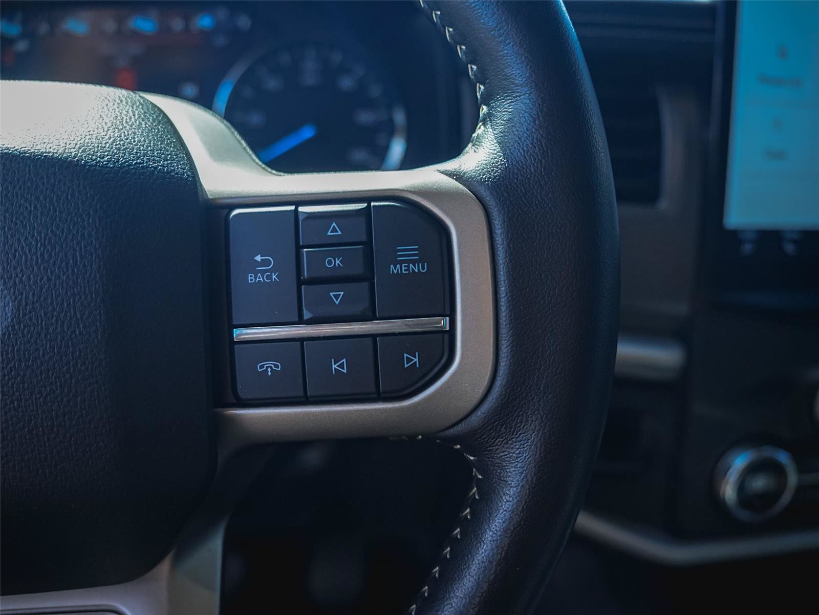 Certified 2022 Ford Expedition XLT RWD image 12
