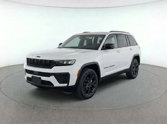 Used 2022 Jeep Grand Cherokee Summit AWD/4WD image 1