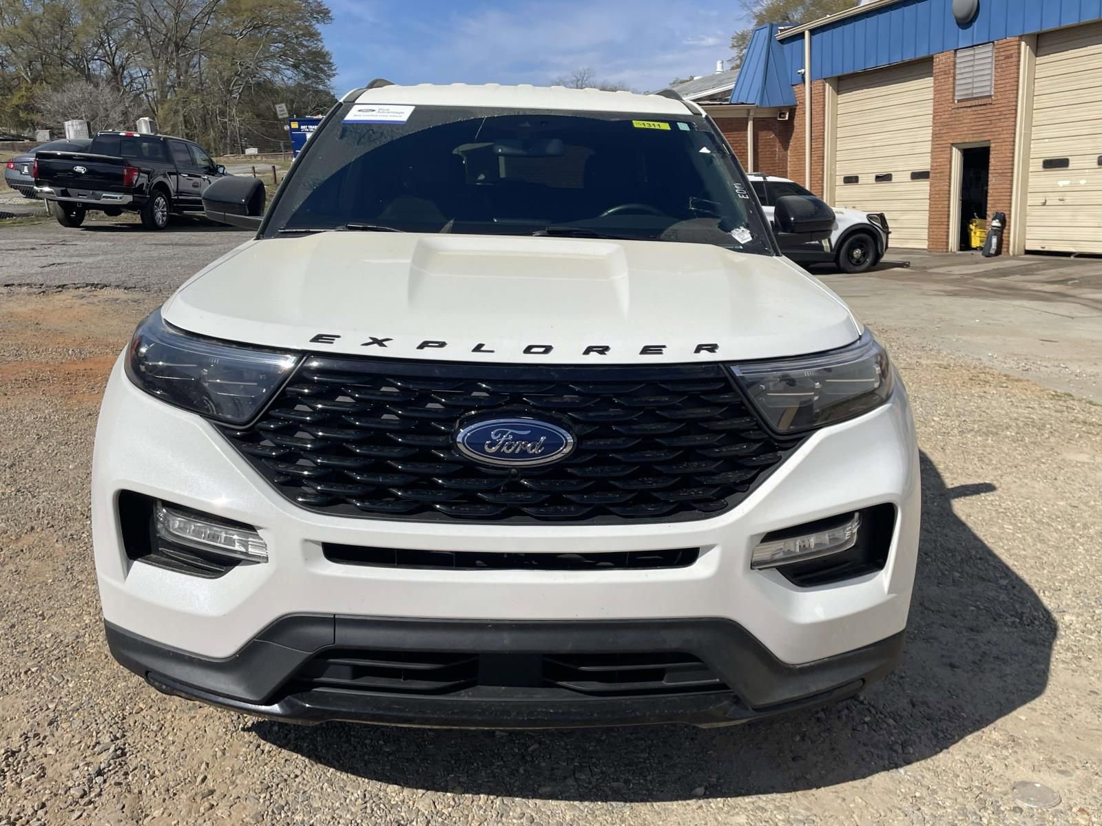 Certified 2023 Ford Explorer ST-Line w/ Class IV Trailer Tow Package image 7