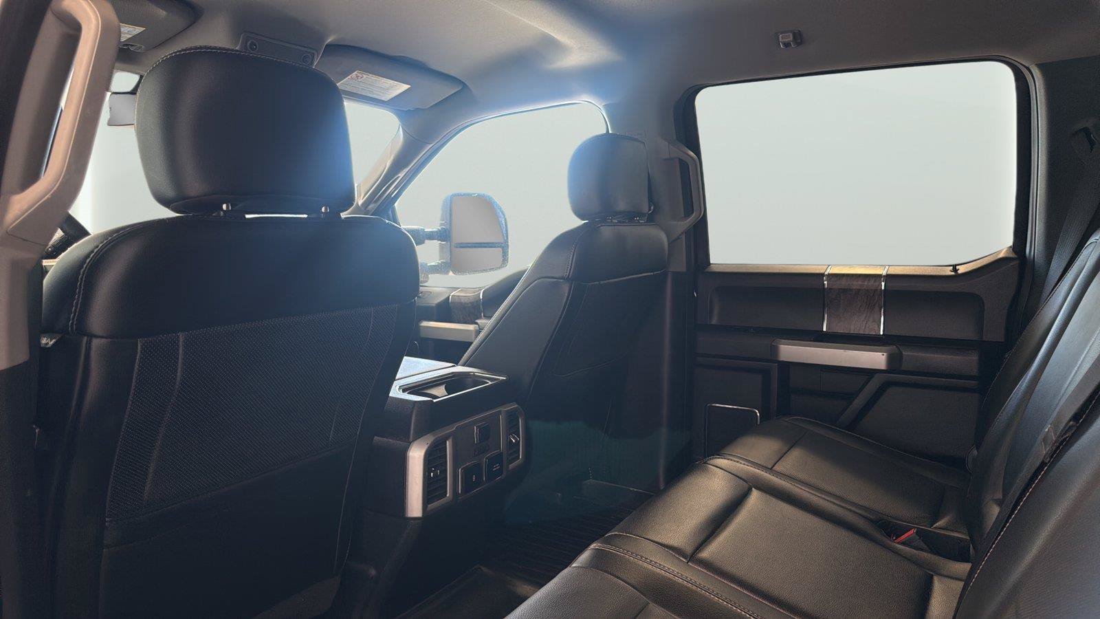 Certified 2019 Ford F250 Lariat w/ Lariat Ultimate Package AWD/4WD image 16