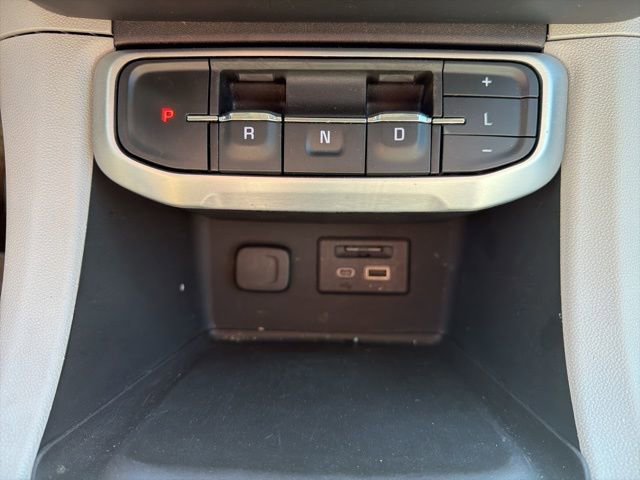 Used 2023 GMC Acadia SLT AWD/4WD image 34
