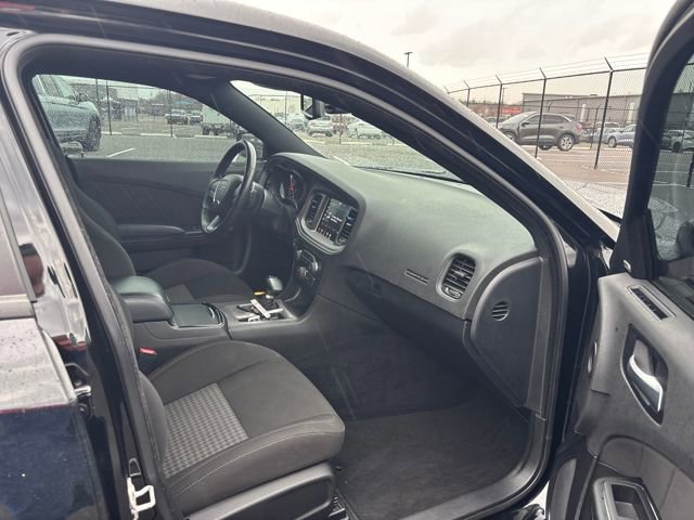 Used 2023 Dodge Charger R/T w/ Blacktop Package image 8