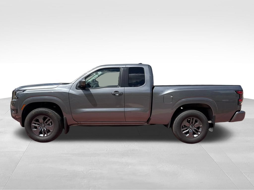 Used 2025 Nissan Frontier SV AWD/4WD image 4