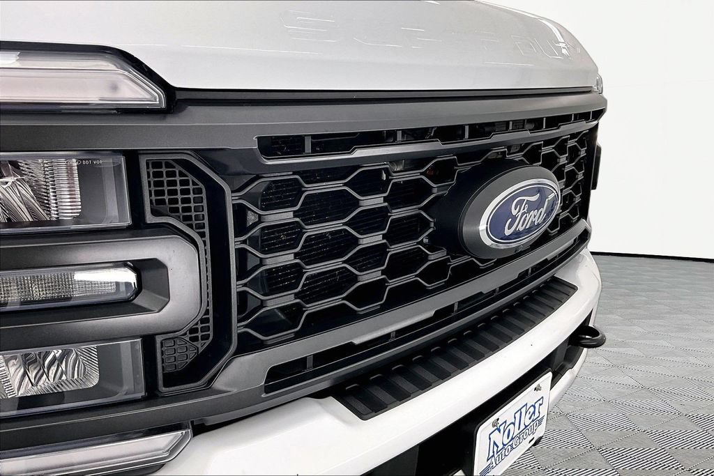 Certified 2025 Ford F350 XL w/ STX Appearance Package AWD/4WD image 25