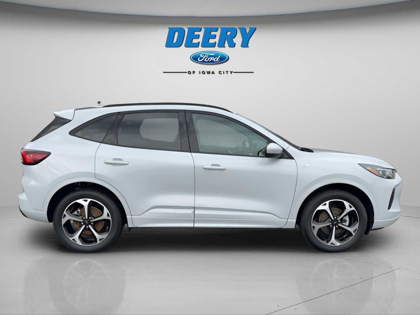 Certified 2025 Ford Escape ST-Line Elite w/ Class II Trailer Tow Package image 11