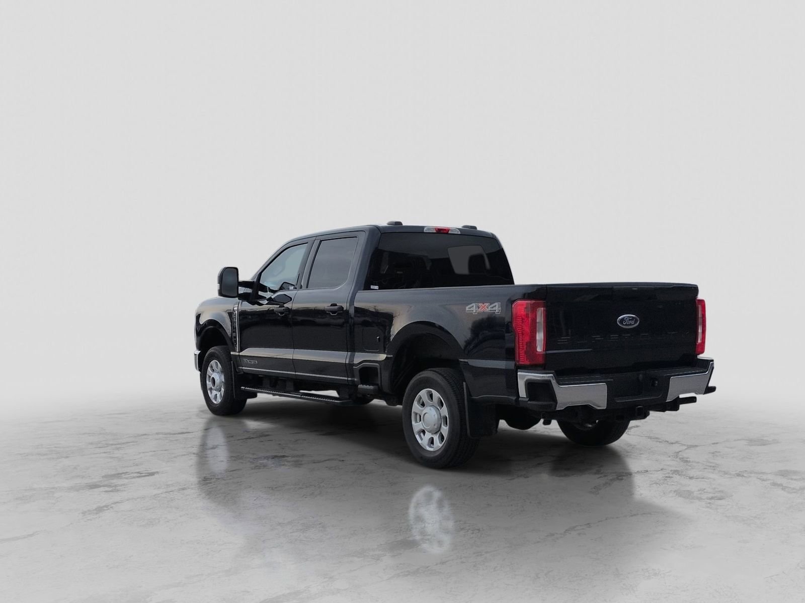 Certified 2023 Ford F250 XLT image 5