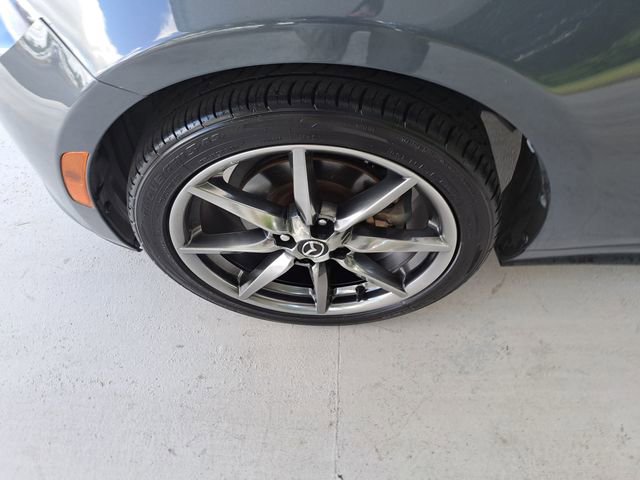 Used 2021 MAZDA MX-5 Miata RF Grand Touring RWD image 26